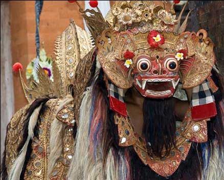 Image of a festival puppet shaped like Barong.